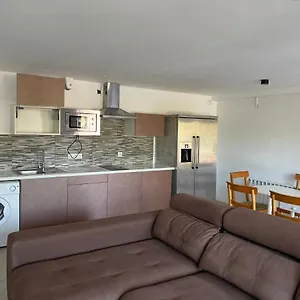 https://la-casa-linda-con-vistas-al-mar.topcostabravahotels.com